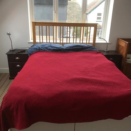Studio Above Worlds End Microbrewery And Behind The Crown Inn Pewsey מראה חיצוני תמונה